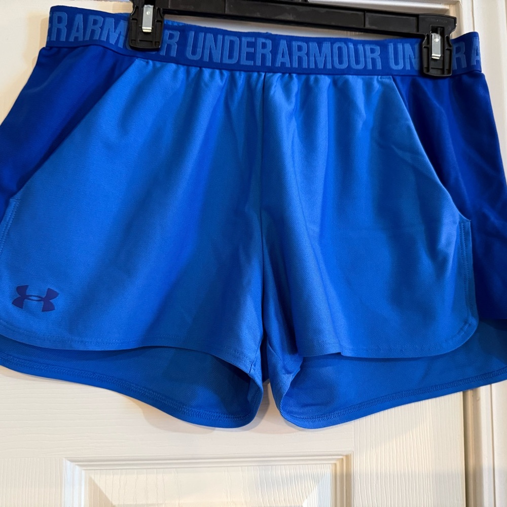 Under Armour Blue Athletic Shorts Moisture-Wicking Design